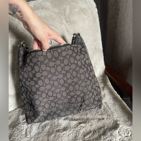 Coach Beatles canvas signature shoulder bag - Picture 2 of 4